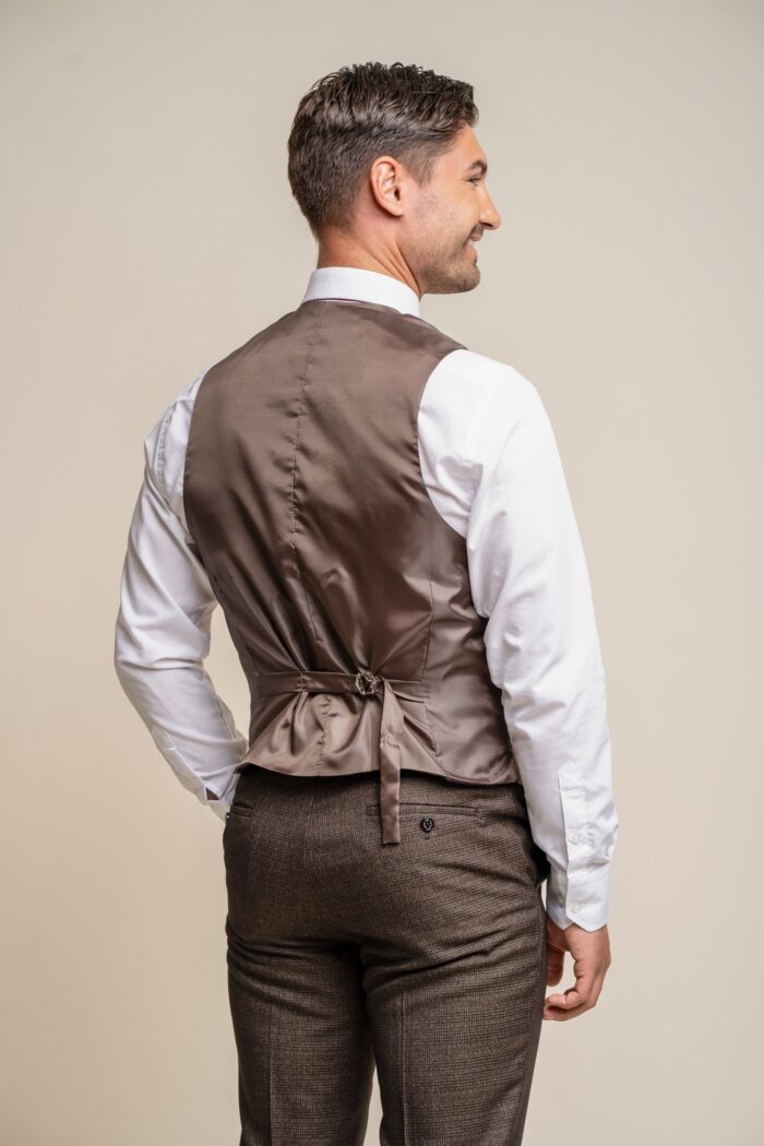 house of cavani caridi brown suit with lennox beige waistcoat p1457 30620 zoom 1 scaled